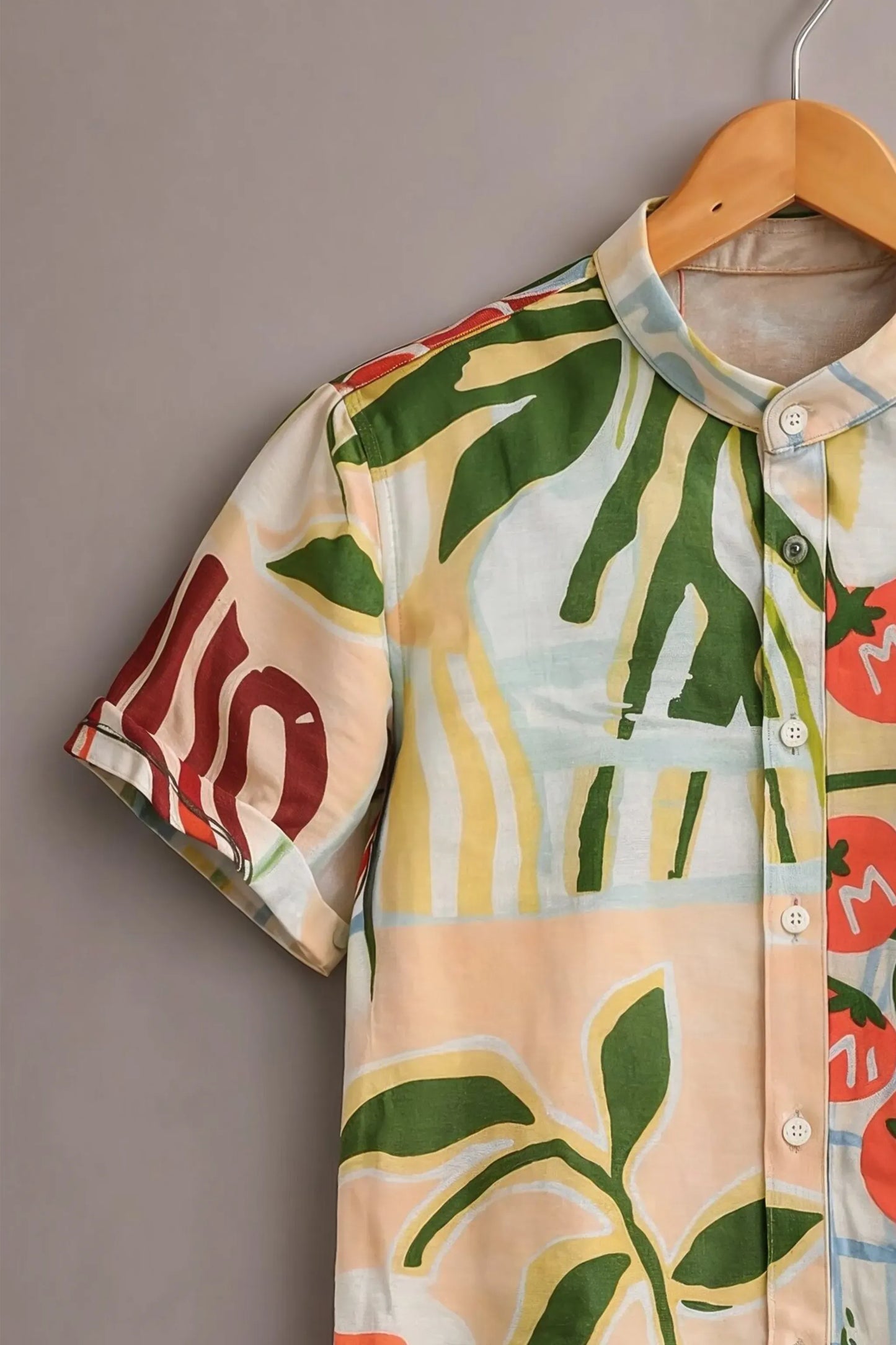 Teeshift Men's Premium Tropical Artistic Printed Half Sleeve Casual Cotton Shirt